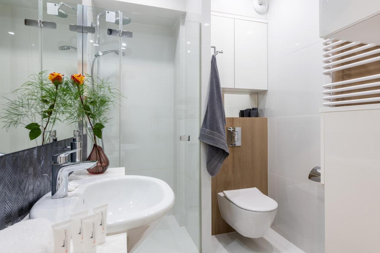 Plac Bankowy Serviced Apartments 바르샤바 외부 사진