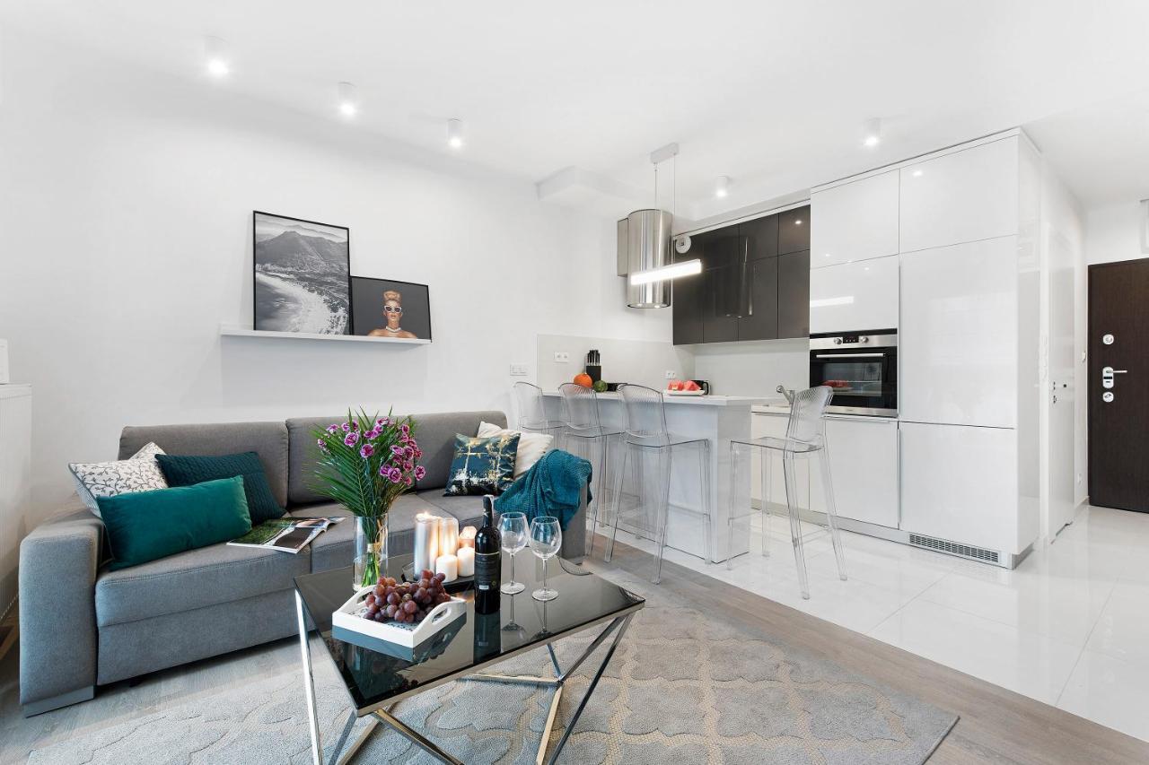 Plac Bankowy Serviced Apartments 바르샤바 외부 사진