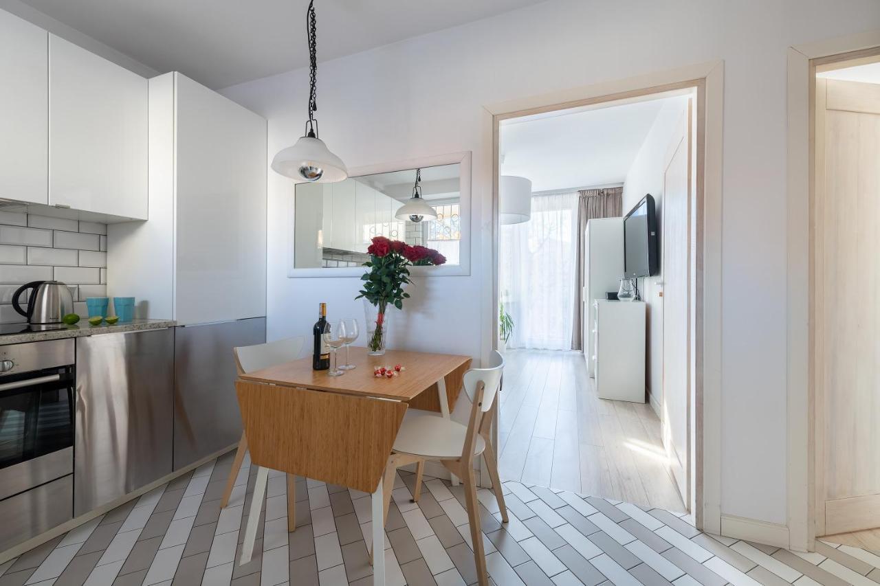 Plac Bankowy Serviced Apartments 바르샤바 외부 사진